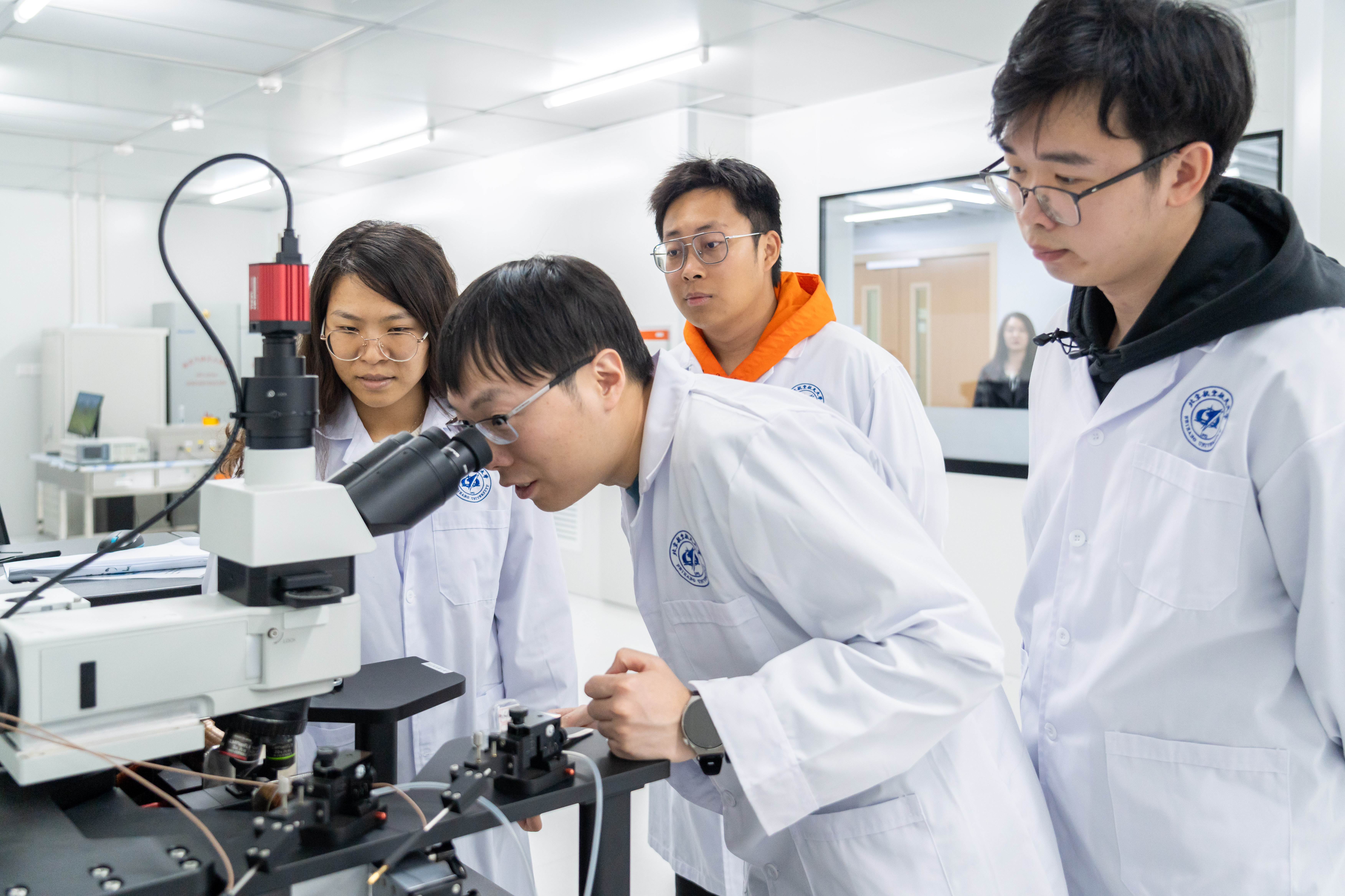 mg冰球突破·豪华版(试玩)官网首页